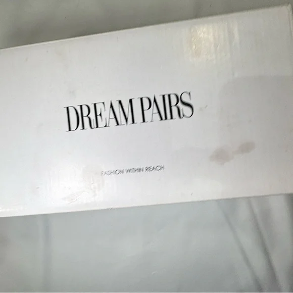 Classic Women’s Tan Leather Fisherman Sandals - Picture 6 of 7